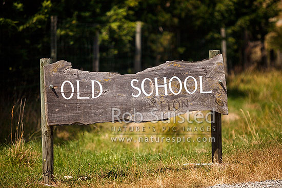 Old School sign. Old Skool, New Zealand (NZ)