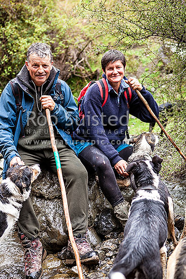 Bill and Nicky Stevenson of Upcot Station, finishing up 3 days of mustering merino sheep in the Grey Valley, afgter descending Star Hill, Awatere Valley, Marlborough District, Marlborough Region, New Zealand (NZ)