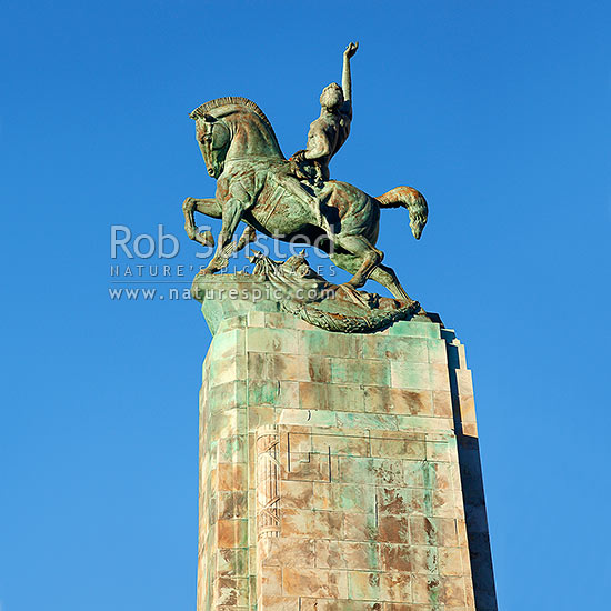 The Wellington cenotaph, also known as the Wellington Citizens' War Memorial, was unveiled on Anzac Day (25 April) 1931, Wellington, Wellington City District, Wellington Region, New Zealand (NZ)