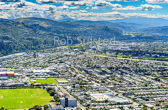 Hutt Valley, looking over Petone, Ava, Alicetown, and Hutt River to Lower Hutt City, and towards Upper Hutt and Tararua Ranges beyond. Aerial view, Hutt Valley, Hutt City District, Wellington Region, New Zealand (NZ)