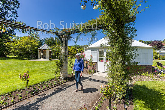 Oamaru Display House, an historic greenhouse opened in the Oamaru Public Gardens 1929, designed by Ivan Steenson, Oamaru, Waitaki District, Canterbury Region, New Zealand (NZ)