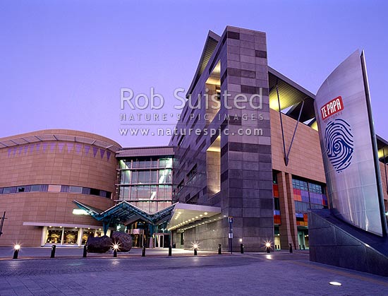 Front entrance to Te Papa; twilight, Wellington, Wellington City District, Wellington Region, New Zealand (NZ)